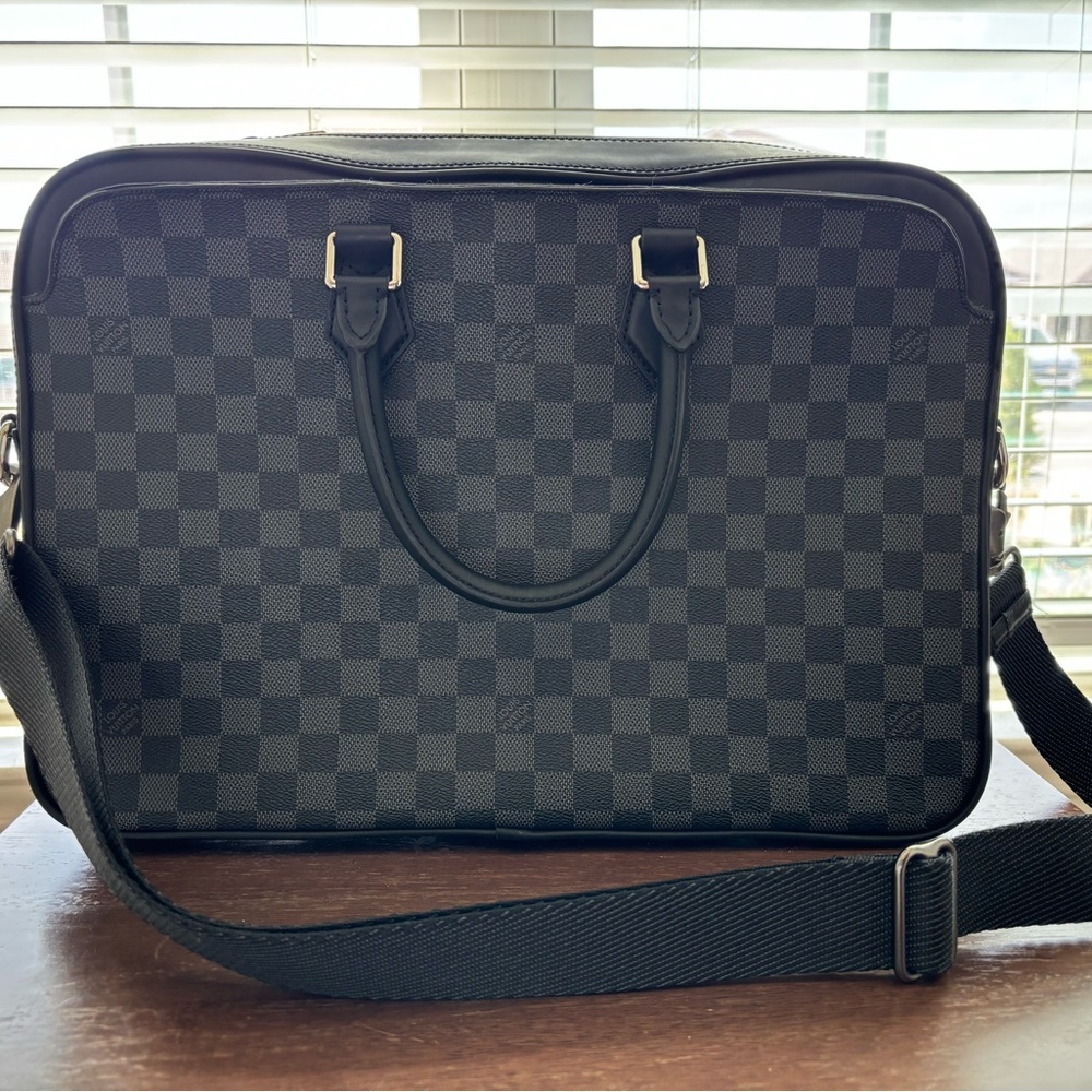 Louis Vuitton Computer Bag - Picture 6 of 6